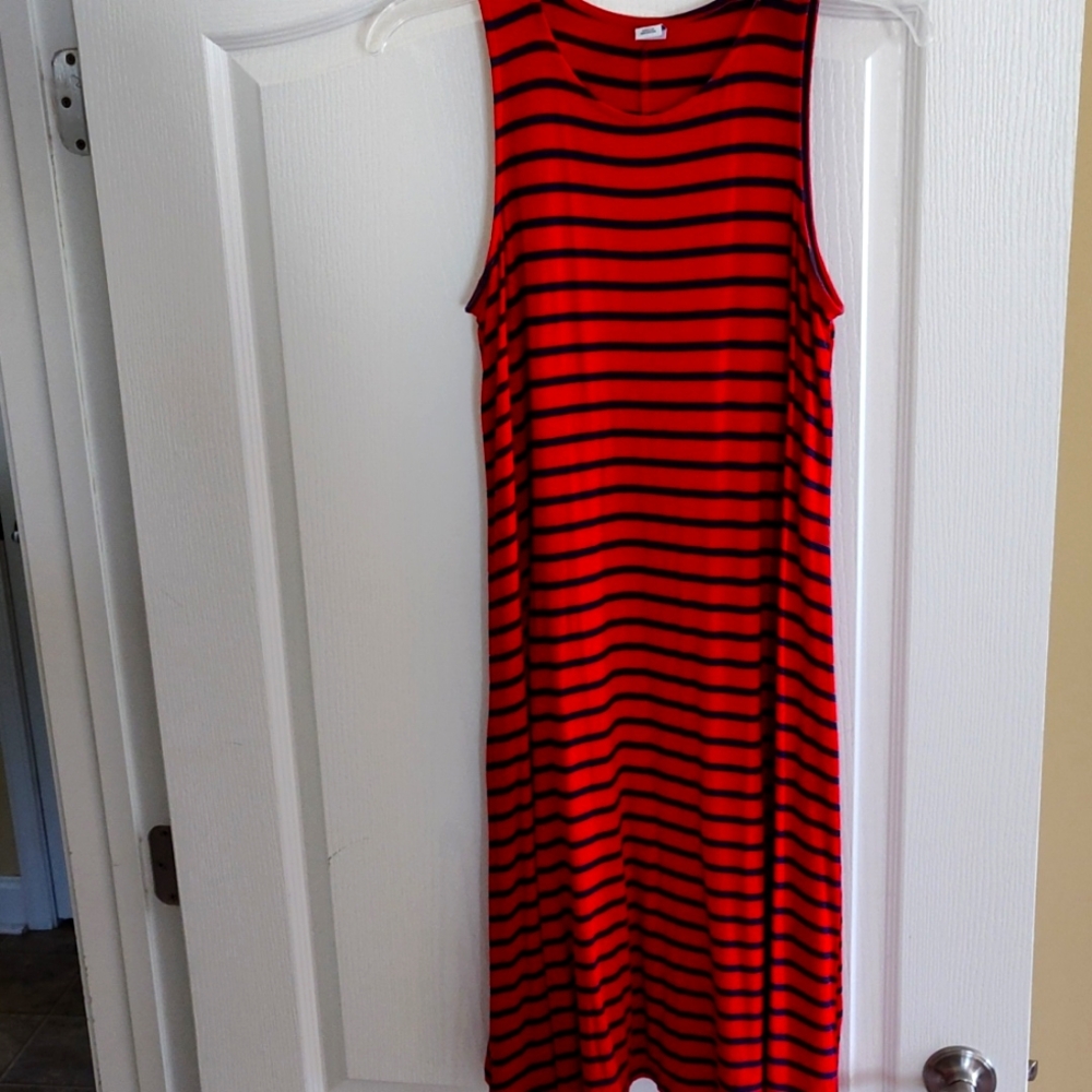 Old navy ladies tall Sleeveless red and navy striped dress size medium